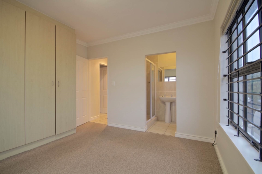 To Let 3 Bedroom Property for Rent in Royal Ascot Western Cape